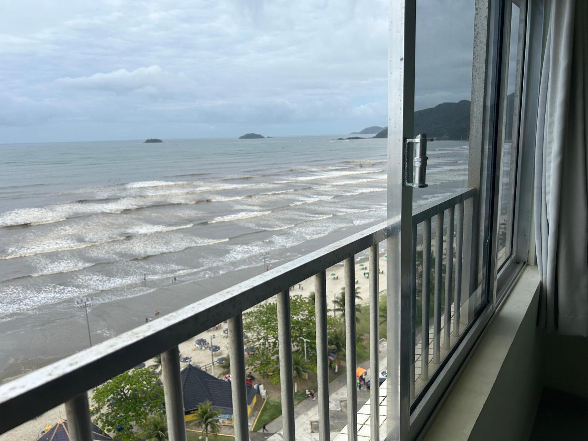 Apto Em Frente Ao Mar Predio Redondo Linda Vista Peruíbe Екстериор снимка